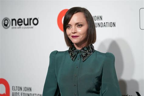 christina ricci breasts|Christina Ricci Bound Her Breasts From Age 12 to 15 to Continue。